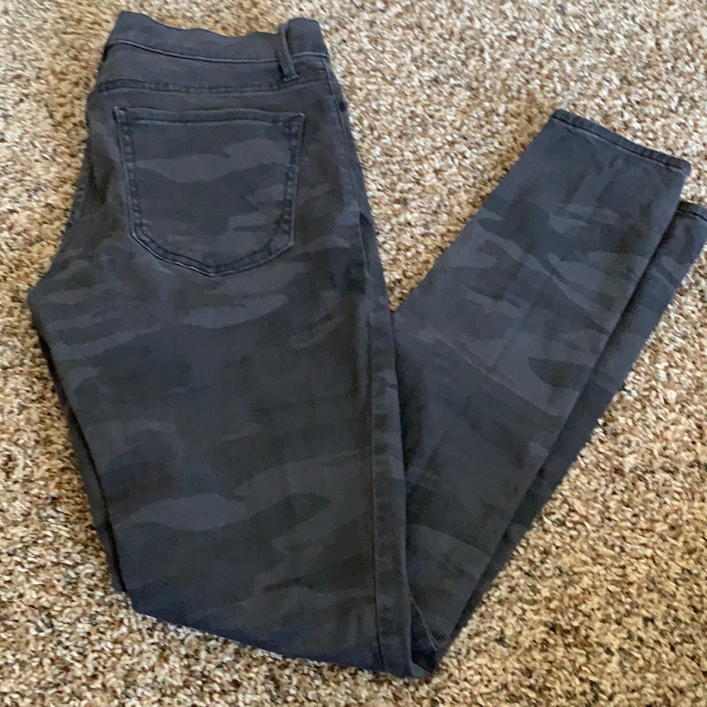 Express Camo Jeggings